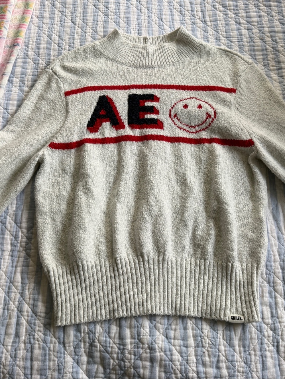 American Eagle “AE” Smiley Sweater 😊